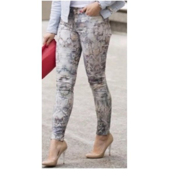 Zara Denim - ZARA BLUE LILAC PYTHON SNAKE SKINNY JEANS XL